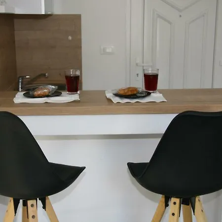 Stylish In Center Apartman *